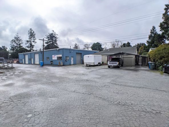 Rare Live/Work Space for Owner/User: 3608 Bay Rd, Redwood City, CA 94063